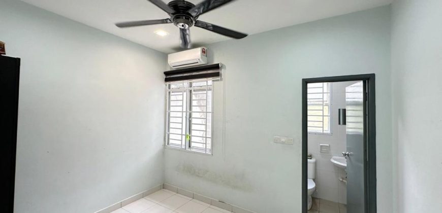 Nusa Idaman 5 – 2 Storey Superlink House – FOR RENT Nusa Idaman 5 – 2 Storey Superlink House – FOR RENT