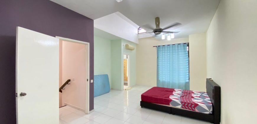 Setia Tropika – 1.5 Storey Terrace House – FOR RENT Setia Tropika – 1.5 Storey Terrace House – FOR RENT