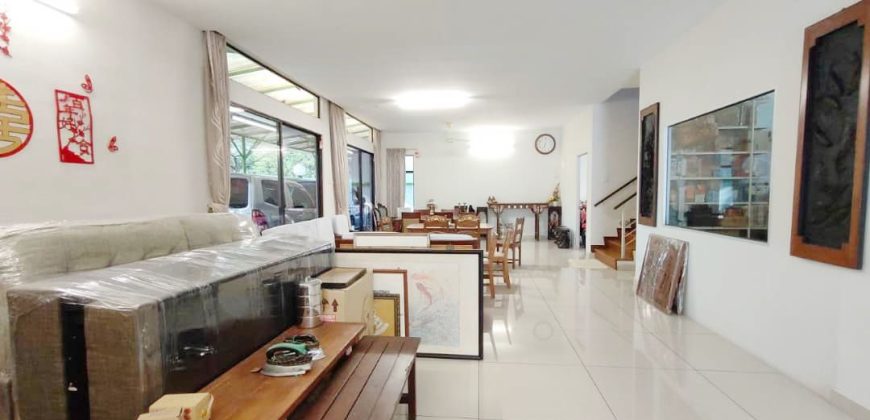 Adda Heights – 2 Storey Corner Bungalow House – FOR SALE Adda Heights – 2 Storey Corner Bungalow House – FOR SALE