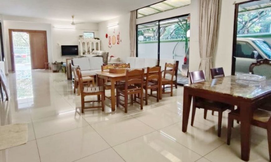 Adda Heights – 2 Storey Corner Bungalow House – FOR SALE Adda Heights – 2 Storey Corner Bungalow House – FOR SALE