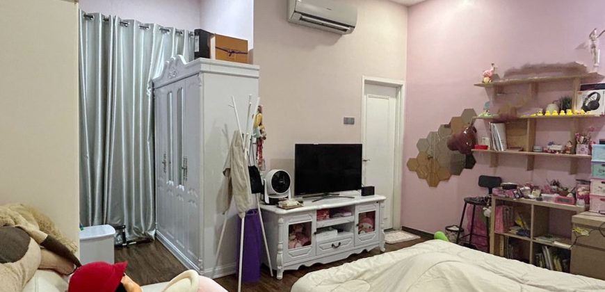 Austin Heights – 2 Storey Semi Detached House – FOR SALE Austin Heights – 2 Storey Semi Detached House – FOR SALE