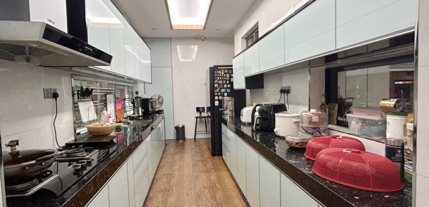 Austin Heights – 2 Storey Semi Detached House – FOR SALE Austin Heights – 2 Storey Semi Detached House – FOR SALE