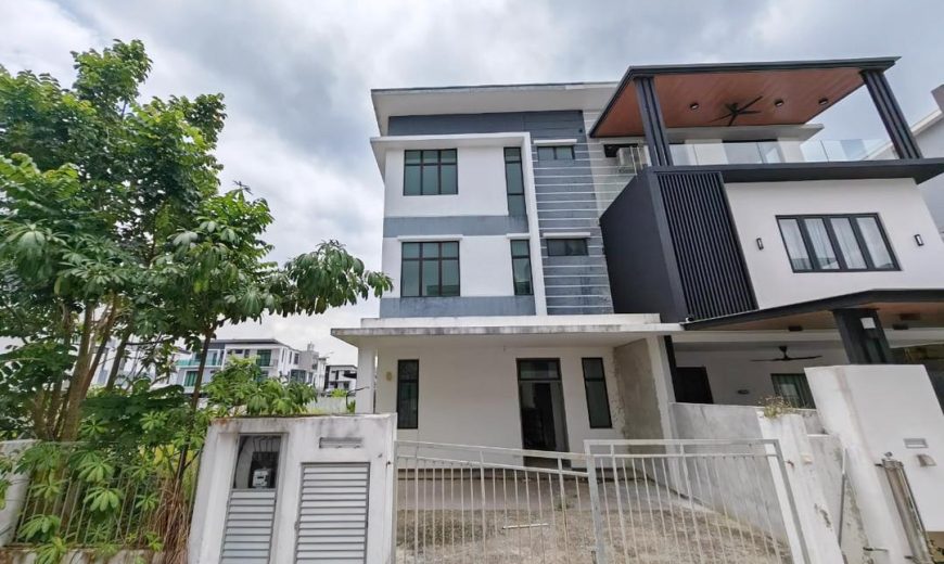 Mutiara Mas – 3 Storey Corner Cluster House – FOR SALE Mutiara Mas – 3 Storey Corner Cluster House – FOR SALE