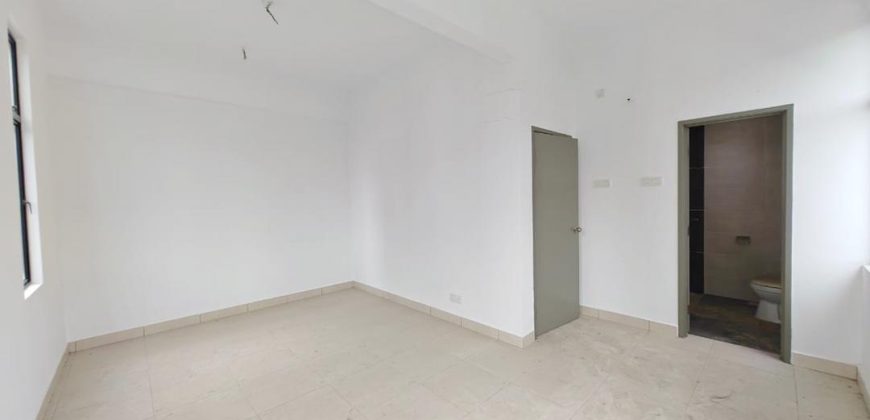 Mutiara Mas – 3 Storey Corner Cluster House – FOR SALE Mutiara Mas – 3 Storey Corner Cluster House – FOR SALE