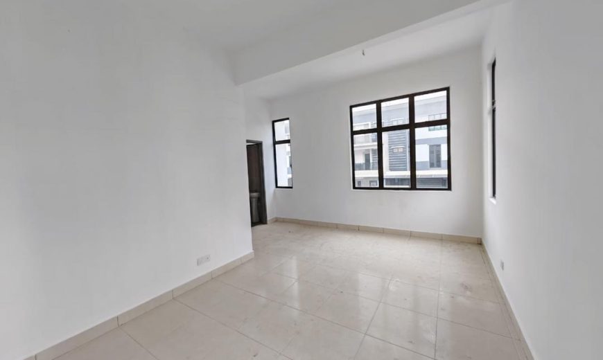Mutiara Mas – 3 Storey Corner Cluster House – FOR SALE Mutiara Mas – 3 Storey Corner Cluster House – FOR SALE
