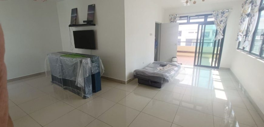 Mutiara Mas – 3 Storey Cluster House – FOR SALE Mutiara Mas – 3 Storey Cluster House – FOR SALE