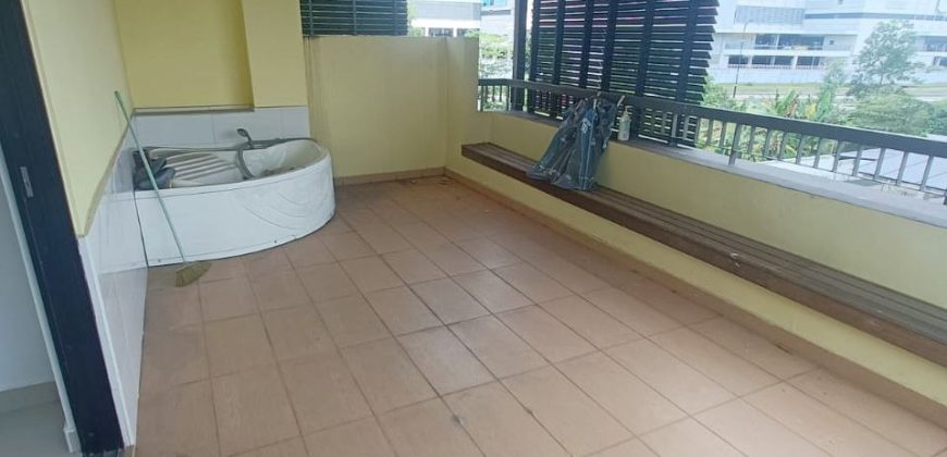 Mutiara Mas – 3 Storey Cluster House – FOR SALE Mutiara Mas – 3 Storey Cluster House – FOR SALE