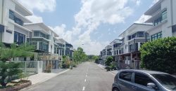 Mutiara Mas – 3 Storey Cluster House – FOR SALE Mutiara Mas – 3 Storey Cluster House – FOR SALE