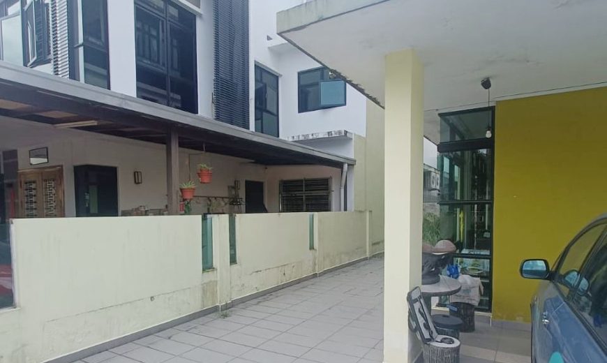 Mutiara Mas – 3 Storey Cluster House – FOR SALE Mutiara Mas – 3 Storey Cluster House – FOR SALE