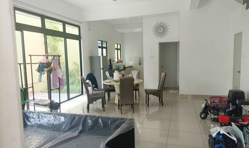 Mutiara Mas – 3 Storey Cluster House – FOR SALE Mutiara Mas – 3 Storey Cluster House – FOR SALE