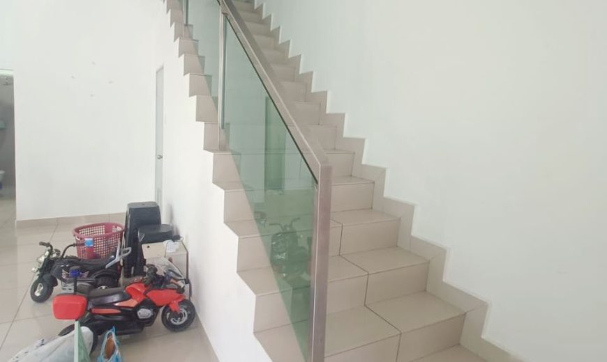 Mutiara Mas – 3 Storey Cluster House – FOR SALE Mutiara Mas – 3 Storey Cluster House – FOR SALE