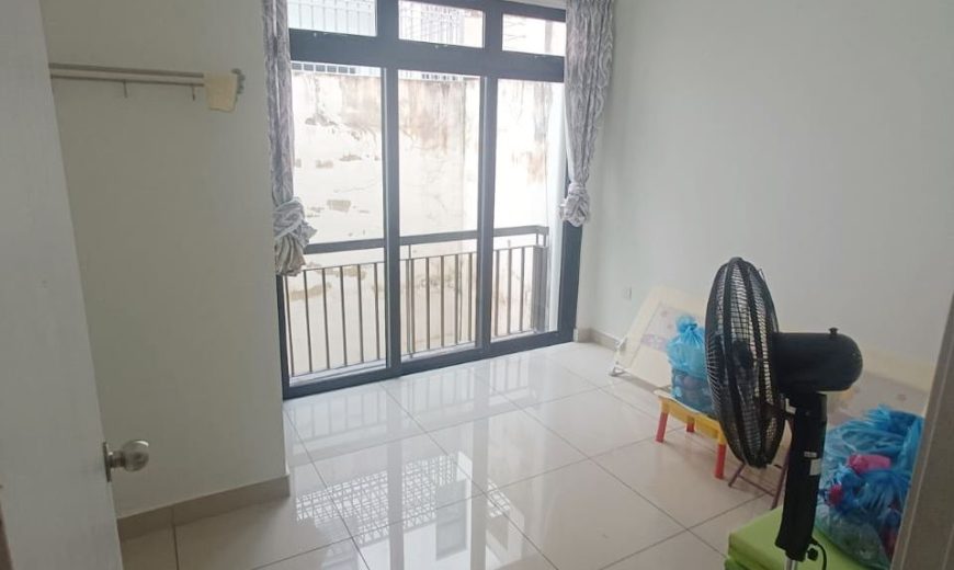 Mutiara Mas – 3 Storey Cluster House – FOR SALE Mutiara Mas – 3 Storey Cluster House – FOR SALE