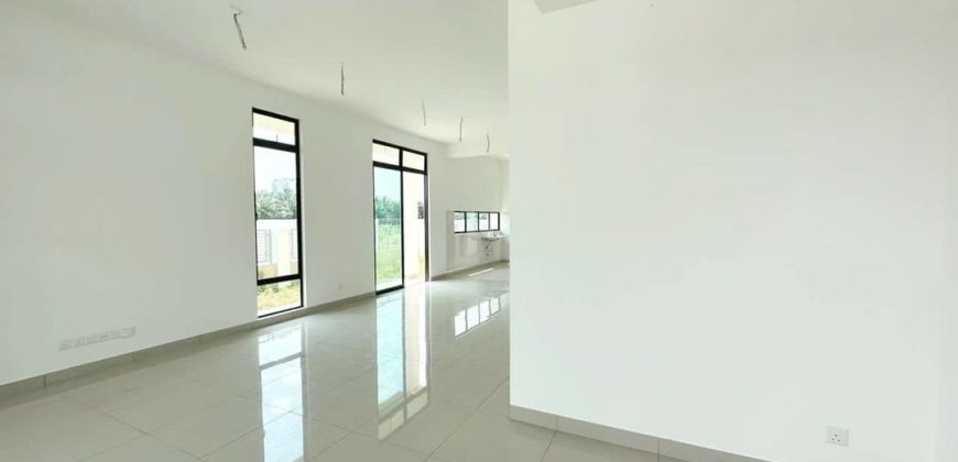 Senadi Hills @ Iskandar Puteri – 2 Storey End Lot Terrace House – FOR SALE