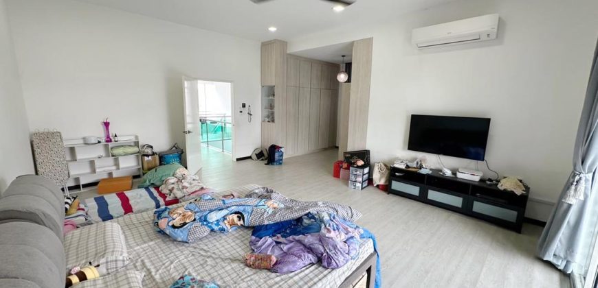 Senibong Villas – 2 Storey Semi Detached House – FOR SALE Senibong Villas – 2 Storey Semi Detached House – FOR SALE