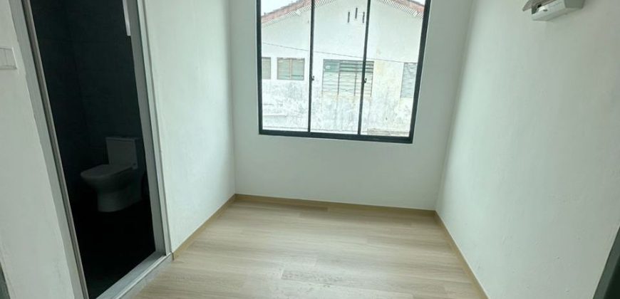 Taman Majidee – 2 Storey Semi Detached House – FOR SALE