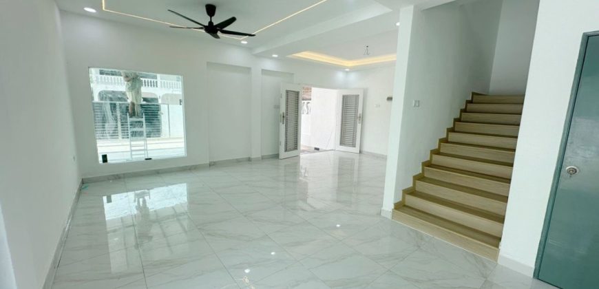 Taman Majidee – 2 Storey Semi Detached House – FOR SALE