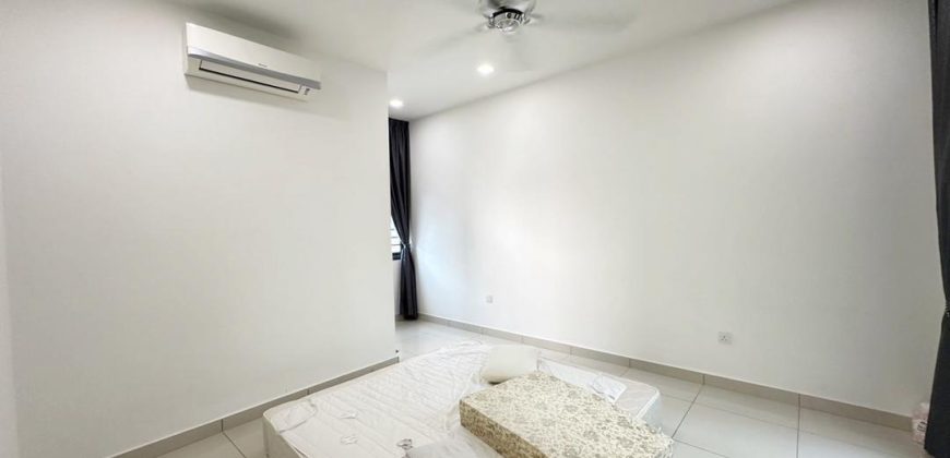 Seri Austin – 2 Storey Superlink House – FOR SALE Seri Austin – 2 Storey Superlink House – FOR SALE