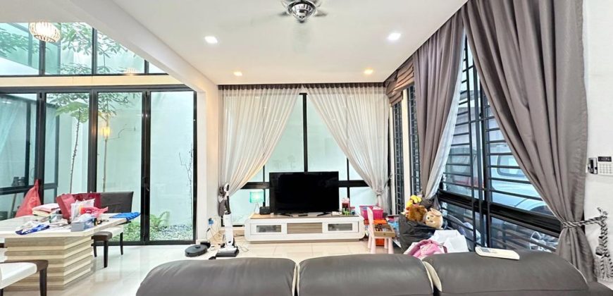 Seri Austin – 2 Storey Superlink House – FOR SALE Seri Austin – 2 Storey Superlink House – FOR SALE