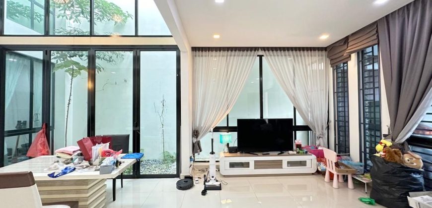 Seri Austin – 2 Storey Superlink House – FOR SALE Seri Austin – 2 Storey Superlink House – FOR SALE