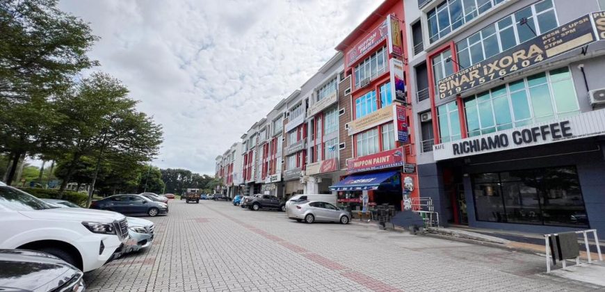 Seri Alam – 4 Storey Corner Shoplot – FOR SALE Seri Alam – 4 Storey Corner Shoplot – FOR SALE