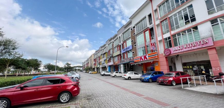 Seri Alam – 4 Storey Corner Shoplot – FOR SALE Seri Alam – 4 Storey Corner Shoplot – FOR SALE