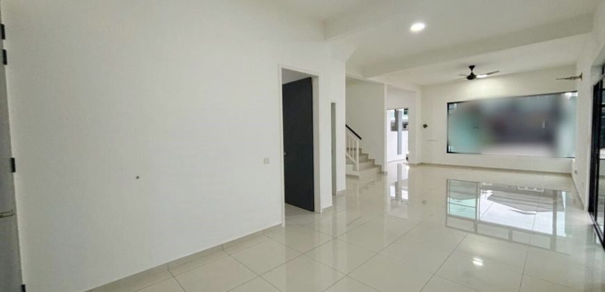 Desa Tebrau – 2 Storey Corner Terrace House – FOR SALE Desa Tebrau – 2 Storey Corner Terrace House – FOR SALE