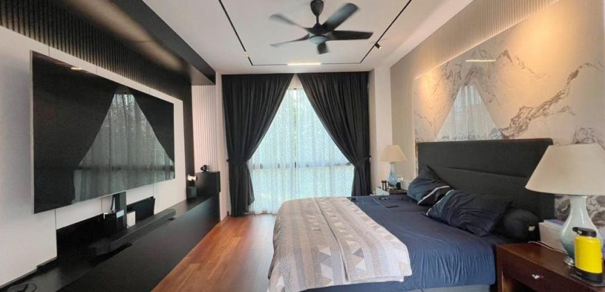 Senibong Cove – 3 Storey Corner Superlink House – FOR SALE Senibong Cove – 3 Storey Corner Superlink House – FOR SALE