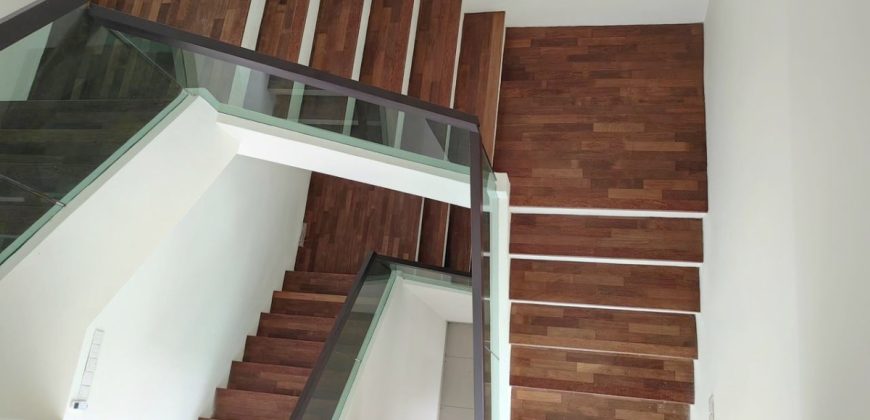 Horizon Hills – 3 Storey Semi Detached House – FOR SALE