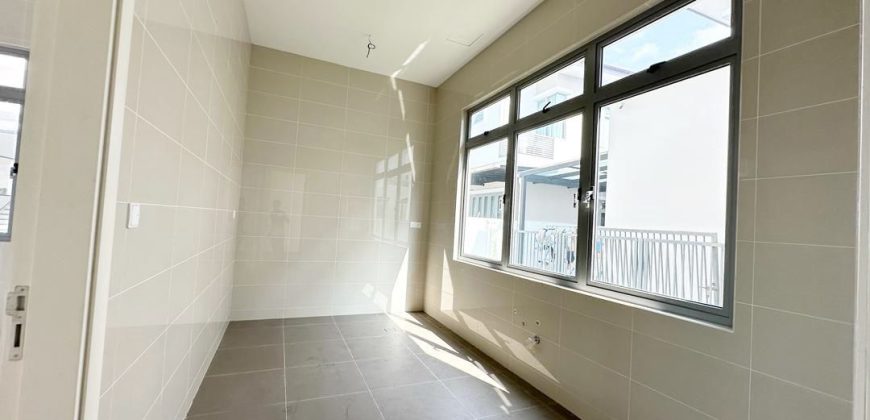 Horizon Hills – 3 Storey Semi Detached House – FOR SALE Horizon Hills – 3 Storey Semi Detached House – FOR SALE