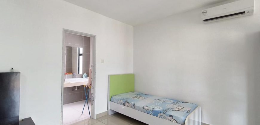 Mutiara Mas – 3 Storey Cluster House – FOR SALE Mutiara Mas – 3 Storey Cluster House – FOR SALE