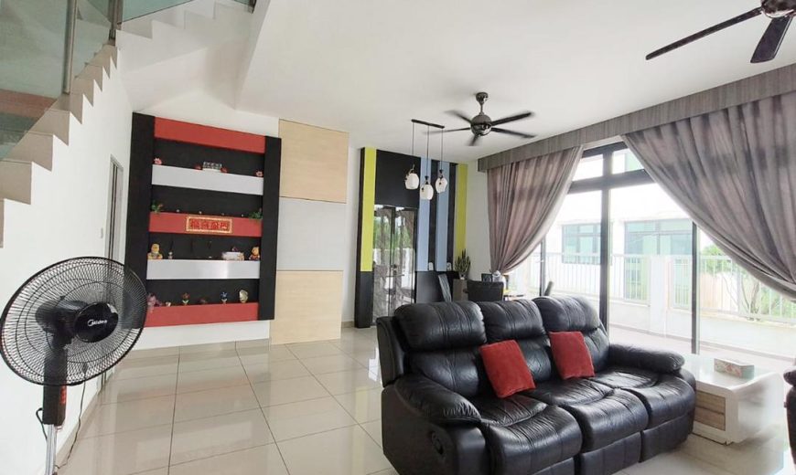 Mutiara Mas – 3 Storey Cluster House – FOR SALE Mutiara Mas – 3 Storey Cluster House – FOR SALE