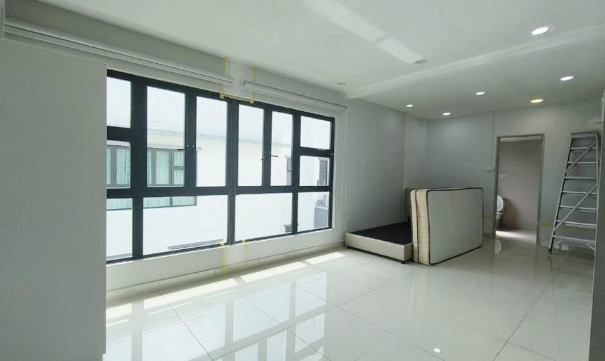 Mutiara Mas – 3 Storey Cluster House – FOR SALE Mutiara Mas – 3 Storey Cluster House – FOR SALE