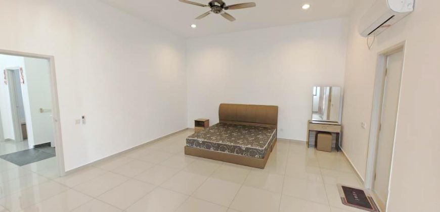 Setia Tropika – 2 Storey Superlink House – FOR SALE Setia Tropika – 2 Storey Superlink House – FOR SALE