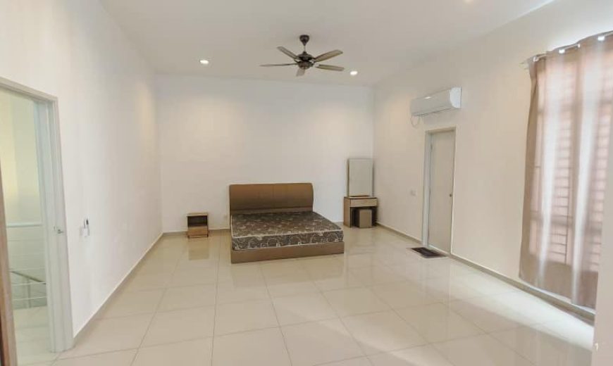 Setia Tropika – 2 Storey Superlink House – FOR SALE Setia Tropika – 2 Storey Superlink House – FOR SALE
