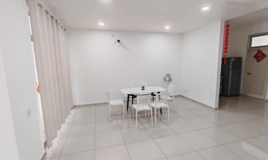 Setia Tropika – 2 Storey Superlink House – FOR SALE Setia Tropika – 2 Storey Superlink House – FOR SALE