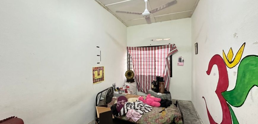 Taman Bukit Tiram – 2 Storey Terrace House – FOR RENT Taman Bukit Tiram – 2 Storey Terrace House – FOR RENT