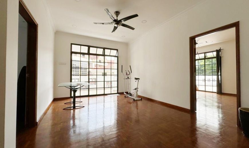 Taman Molek – 2 Storey Corner Terrace House – FOR SALE Taman Molek – 2 Storey Corner Terrace House – FOR SALE