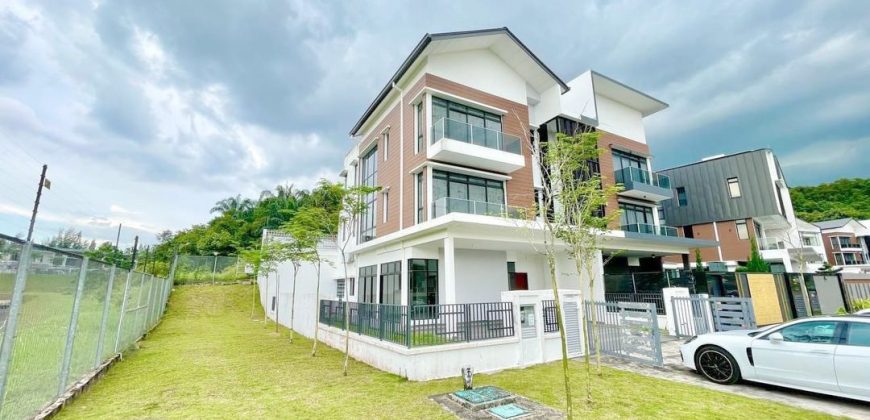 Horizon Hills – 3 Storey Corner Semi Detached House – FOR SALE Horizon Hills – 3 Storey Corner Semi Detached House – FOR SALE