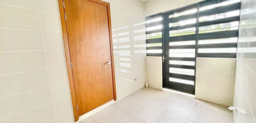 Horizon Hills – 3 Storey Corner Semi Detached House – FOR SALE Horizon Hills – 3 Storey Corner Semi Detached House – FOR SALE