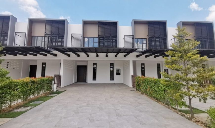 Senibong Cove – 3 Storey Terrace House – FOR SALE Senibong Cove – 3 Storey Terrace House – FOR SALE