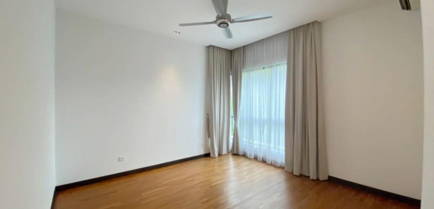 Leisure Farm – 2 Storey Corner Bungalow House – FOR SALE