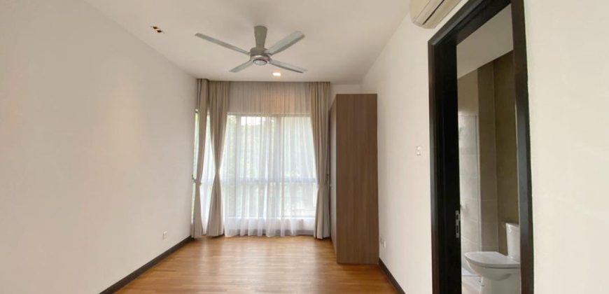 Leisure Farm – 2 Storey Corner Bungalow House – FOR SALE