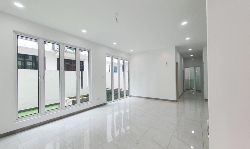 Taman Mount Austin – 2 Storey Cluster House – FOR SALE Taman Mount Austin – 2 Storey Cluster House – FOR SALE