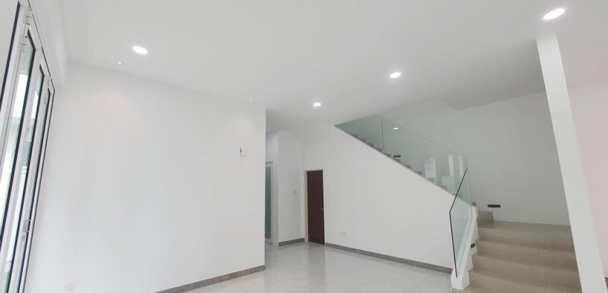 Taman Mount Austin – 2 Storey Cluster House – FOR SALE Taman Mount Austin – 2 Storey Cluster House – FOR SALE