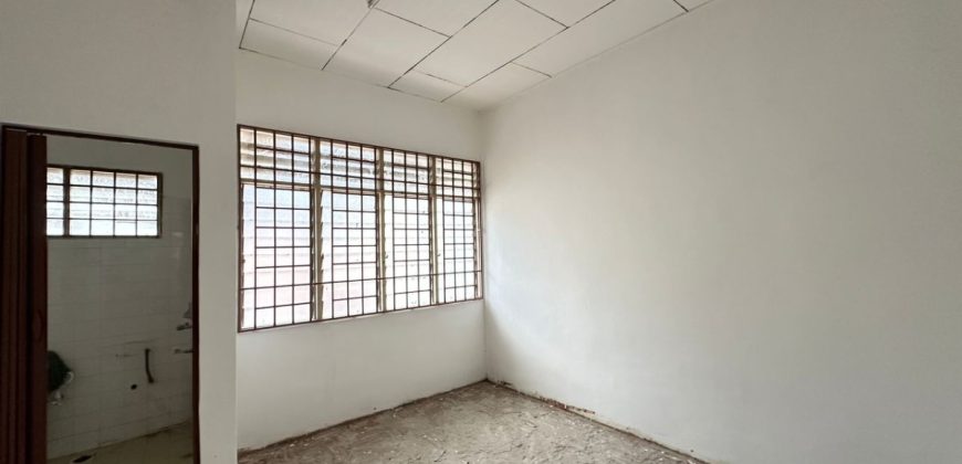 Taman Daya – 2 Storey Terrace House – FOR SALE Taman Daya – 2 Storey Terrace House – FOR SALE