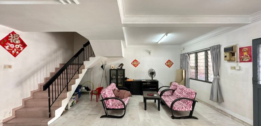 Johor Jaya – 2 Storey Terrace House – FOR SALE Johor Jaya – 2 Storey Terrace House – FOR SALE