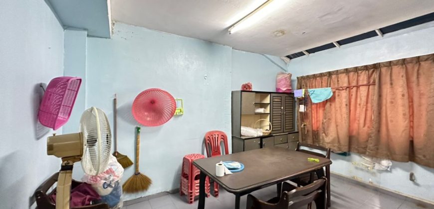 Johor Jaya – 2 Storey Terrace House – FOR SALE Johor Jaya – 2 Storey Terrace House – FOR SALE