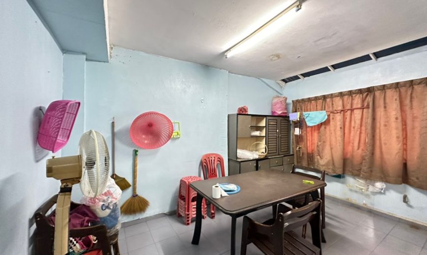 Johor Jaya – 2 Storey Terrace House – FOR SALE Johor Jaya – 2 Storey Terrace House – FOR SALE