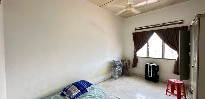 Johor Jaya – 2 Storey Terrace House – FOR SALE Johor Jaya – 2 Storey Terrace House – FOR SALE