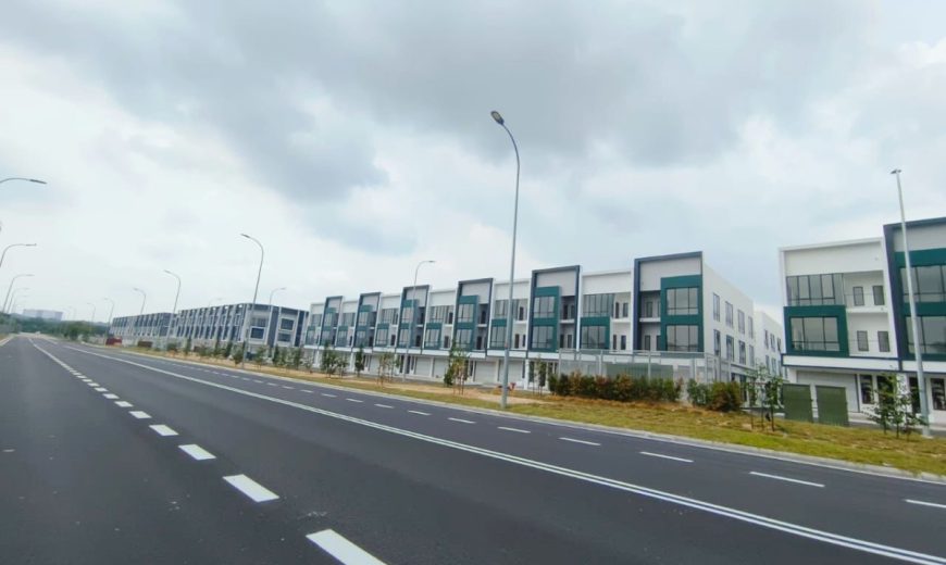 Emerald 2 @ Austin Crest – 3 Storey Shoplot – FOR SALE